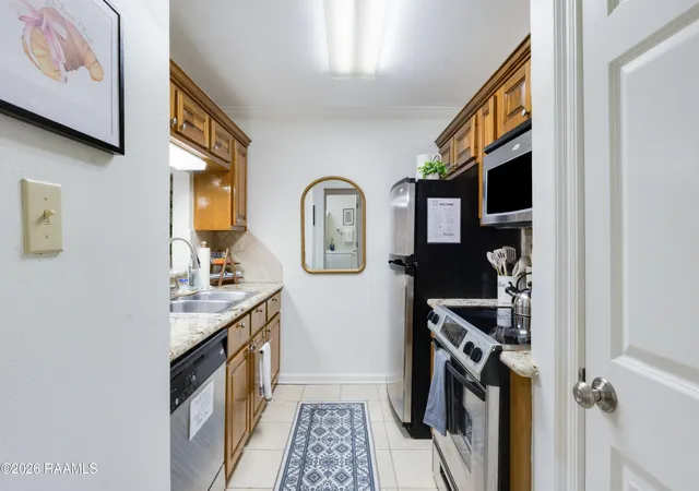 Photo 3 of Condo for sale at 112 Hillside Dr #16, Lafayette, LA 70503 | MLS# 2500004574 | Listing updated on 2026-07-27