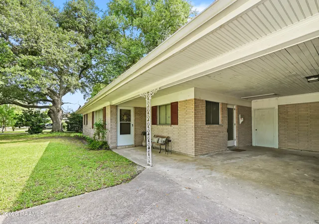 Photo 3 of Single family home for sale at 246 Hornsby Rd, Lafayette, LA 70506 | MLS# 2600004347 | Listing updated on 2026-08-16