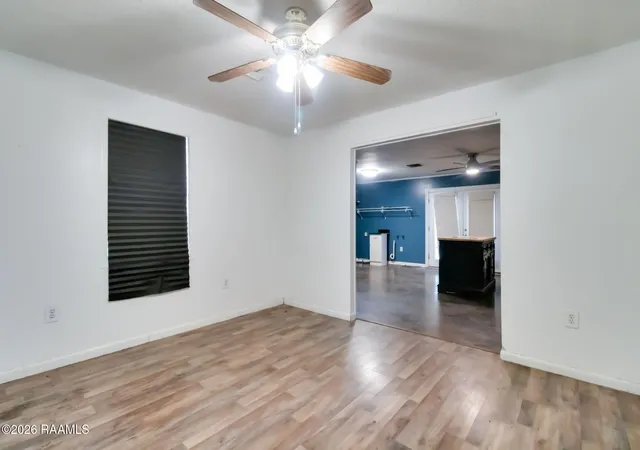image of 435 E Cedar St, Lafayette, LA 70501 | MLS# 2600006175