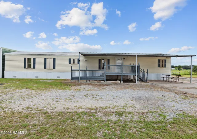 Photo 1 of Sale Pending at 1306 L Dubois Rd, New Iberia, LA 70560 | MLS# 2600007381 | Listing updated on 2026-09-29