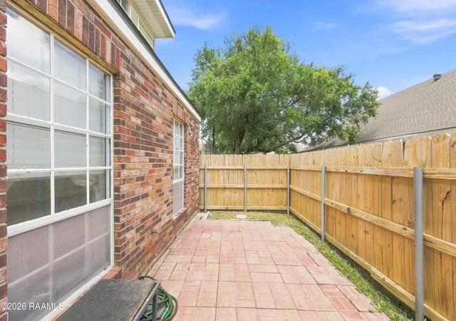 2nd image of 200 Lodge Dr #806, Lafayette, LA 70506 | MLS# 2600007054