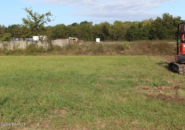 Land for sale at 212 Laurelwood Dr, Lafayette, LA 70501 | MLS# 2600001366