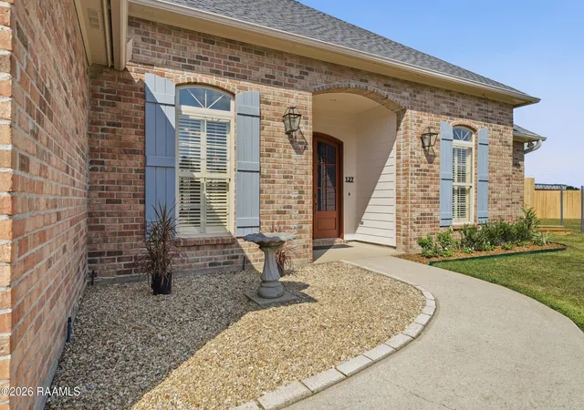 Photo 3 of Single family home for sale at 127 Tonbridge Dr, Lafayette, LA 70508 | MLS# 2600006781 | Listing updated on 2026-09-22