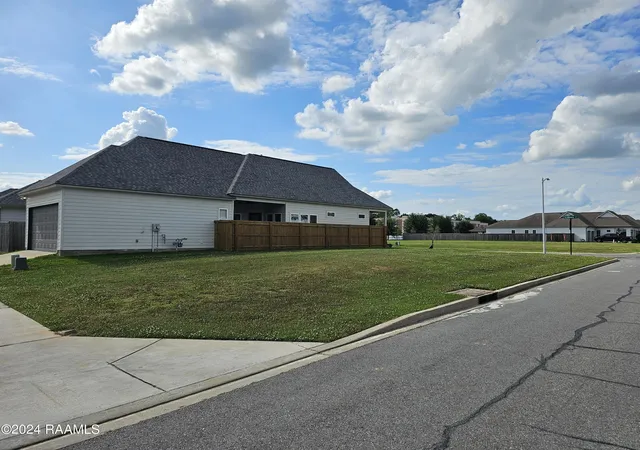 Photo 2 of Land for sale at 101 Lisburn Dr, Lafayette, LA 70507 | MLS# 23011244 | Listing updated on 2025-12-31