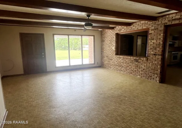 Homes for sale in Jeanerette, LA | 19478 Hwy 182 W, Jeanerette, LA 70544 | MLS# 2600004841
