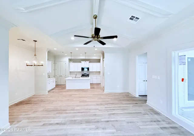 Photo 4 of Sale Pending at 306 Berchman Oaks Dr, Lafayette, LA 70506 | MLS# 2600005401 | Listing updated on 2026-08-13