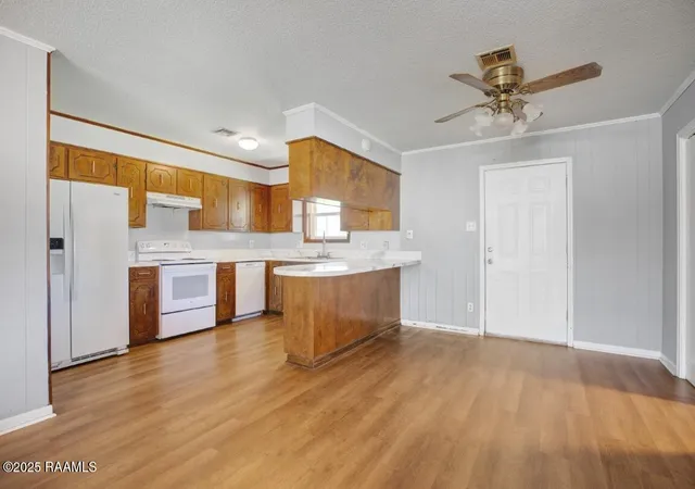 Homes for sale in New Iberia, LA | 512 Texaco St, New Iberia, LA 70563 | MLS# 25001819
