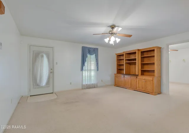 Photo 3 of Sale Pending at 1404 Willow St, New Iberia, LA 70560 | MLS# 2600006853 | Listing updated on 2026-10-01