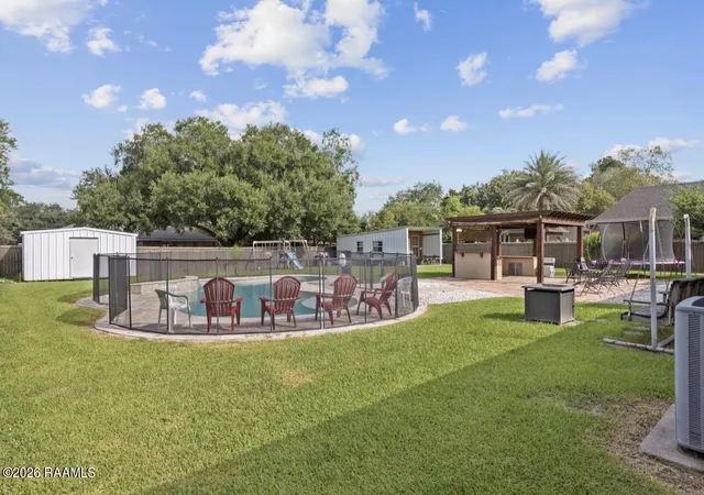 29th image of 409 Astor Pl Dr, New Iberia, LA 70563 | MLS# 2600006870