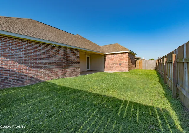 38th image of 200 Oak Hill Ln, Youngsville, LA 70592 | MLS# 2600007819