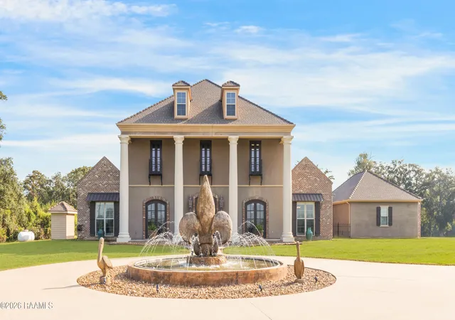 1st image of 7503 Sugar Oaks Rd, New Iberia, LA 70563 | MLS# 2600001948