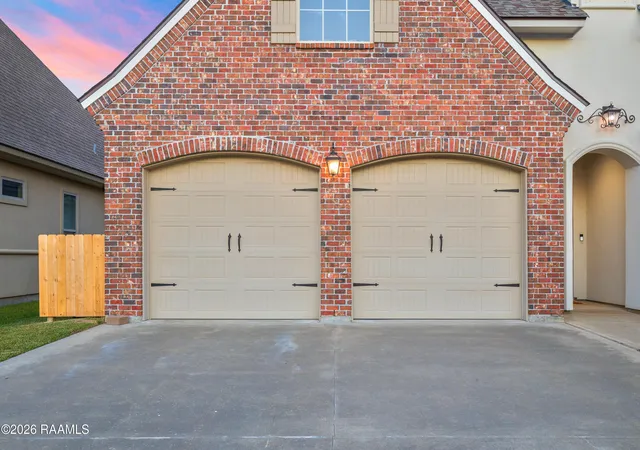 Photo 3 of Single family home for sale at 111 San Sebastian Dr, Youngsville, LA 70592 | MLS# 2600003014 | Listing updated on 2026-08-25