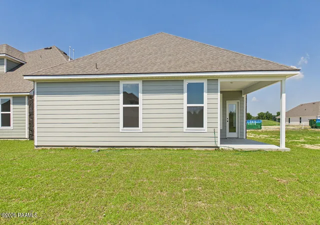 32nd image of 115 Belle Lake Dr, Lafayette, LA 70506 | MLS# 2600000792