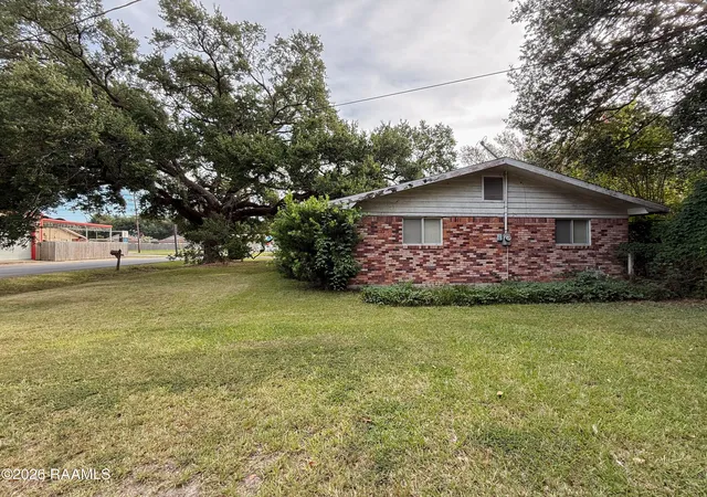 23rd image of 214 Birch Dr, Lafayette, LA 70506 | MLS# 2600007886