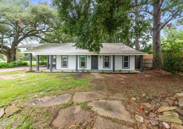 2nd image of 1580 Anse Broussard Hwy, Breaux Bridge, LA 70517 | MLS# 2600004483
