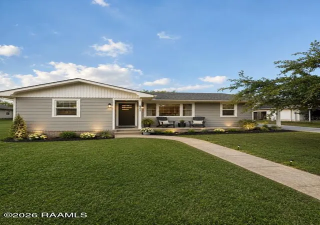 Homes for sale in Gueydan, LA | 802 6Th St, Gueydan, LA 70542 | MLS# 2600003255