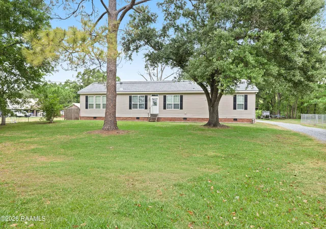 Homes for sale in New Iberia, LA | 6308 Danielle Rd, New Iberia, LA 70563 | MLS# 2600002923