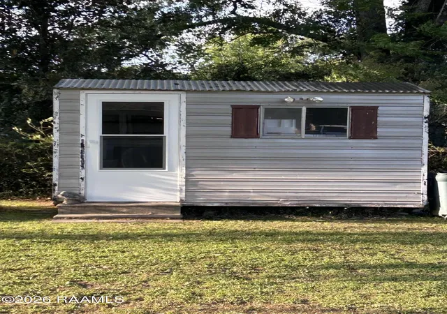 Homes for sale in Jennings, LA | 722 E Division St, Jennings, LA 70546 | MLS# 2600004742
