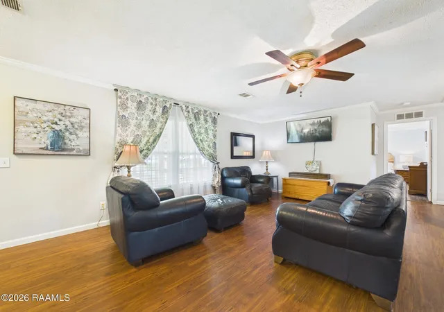 3rd image of 1056 Vieux Jacquet Rd, Broussard, LA 70518 | MLS# 2600006124