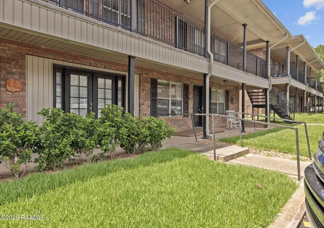 1st image of 112 Hillside Dr #34, Lafayette, LA 70503 | MLS# 2600007469