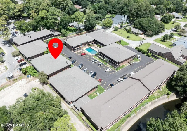 3rd image of 112 Hillside Dr #34, Lafayette, LA 70503 | MLS# 2600007469