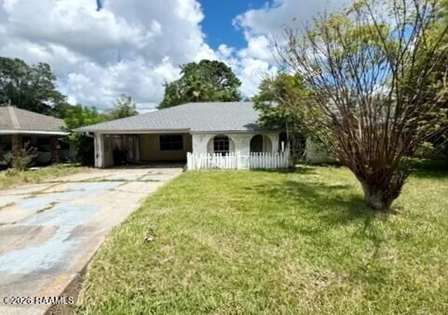 Photo 1 of Single family home for sale at 103 San Carlos Cir, Lafayette, LA 70506 | MLS# 2600008147 | Listing updated on 2026-08-31