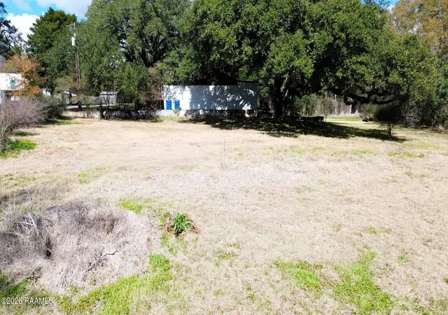 5th image of 124 Lepinay Rd, Lafayette, LA 70508 | MLS# 2600000858