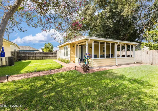 Photo 4 of Single family home for sale at 805 S Arenas St, Rayne, LA 70578 | MLS# 2600007187 | Listing updated on 2026-08-04