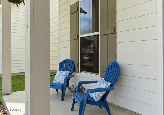 3rd image of 211 Big Lake Run, Youngsville, LA 70592 | MLS# 2600004473