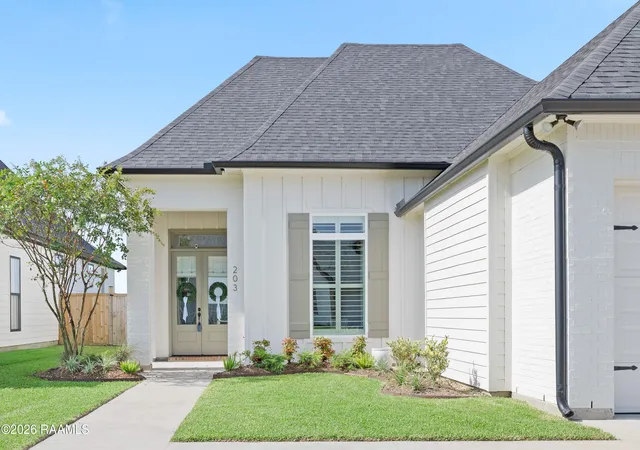 2nd image of 203 Buenos Aires Ave, Youngsville, LA 70592 | MLS# 2600006458