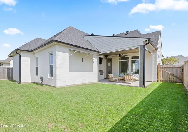 35th image of 203 Buenos Aires Ave, Youngsville, LA 70592 | MLS# 2600006458