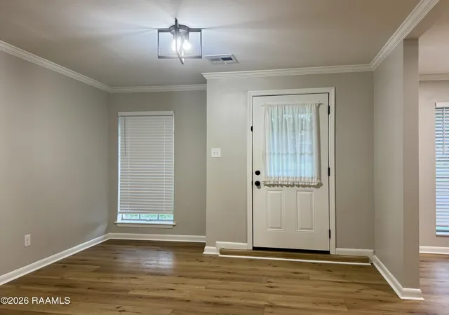 Photo 3 of Single family home for sale at 111 Julian Cir, Lafayette, LA 70507 | MLS# 2600007038 | Listing updated on 2026-08-16