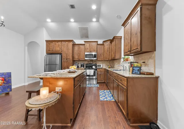 Photo 3 of Single family home for sale at 205 Chimney Rock Blvd, Lafayette, LA 70508 | MLS# 2600006763 | Listing updated on 2026-08-31
