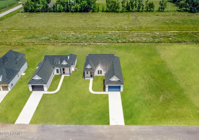 Homes for sale in Scott, LA | 125 Chase Dr, Scott, LA 70583 | MLS# 2600004895