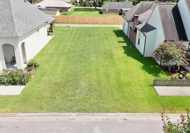 2nd image of 356 Kingston Gdns, Breaux Bridge, LA 70517 | MLS# 2600007448