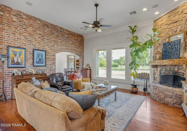 4th image of 156 Fountainbleau Dr, Opelousas, LA 70570 | MLS# 2600007713