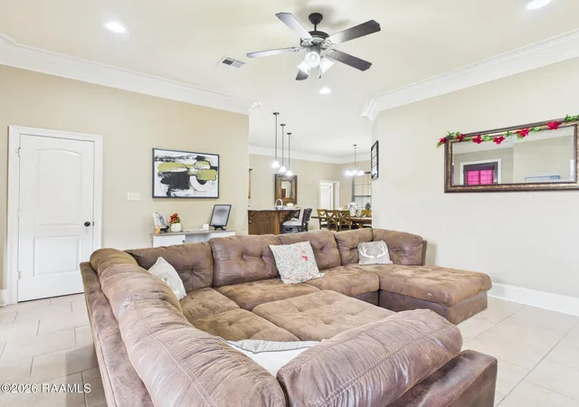 5th image of 1001 Renella Simon Dr, Breaux Bridge, LA 70517 | MLS# 2600000543