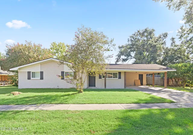 Photo 1 of Sale Pending at 602 Idlewood Blvd, Lafayette, LA 70506 | MLS# 2600007281 | Listing updated on 2026-08-20