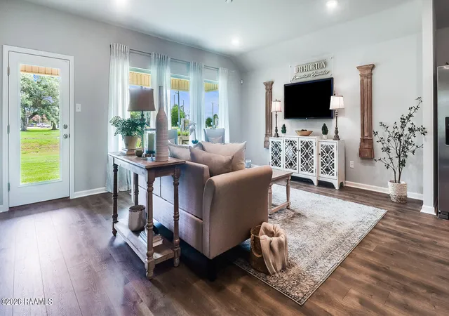 Photo 2 of Single family home for sale at 104 Harvest Ln, Crowley, LA 70526 | MLS# 2600007394 | Listing updated on 2026-08-21
