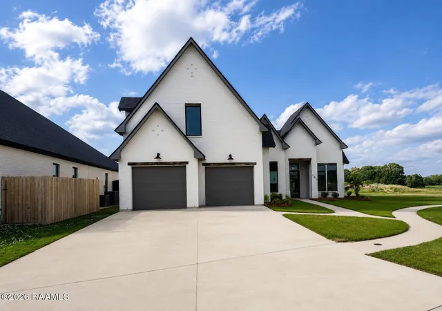 2nd image of 107 Sugar Cane Palm Cir, Broussard, LA 70518 | MLS# 2600004547