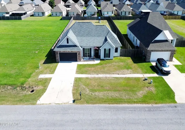 2nd image of 1911 E Jane St, Abbeville, LA 70510 | MLS# 2600007438