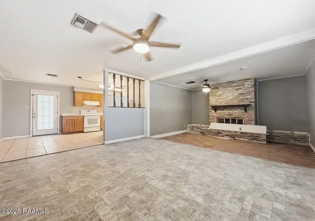 Photo 3 of Single family home for sale at 3206 Roselawn Dr, Morgan City, LA 70380 | MLS# 2600003675 | Listing updated on 2026-05-19