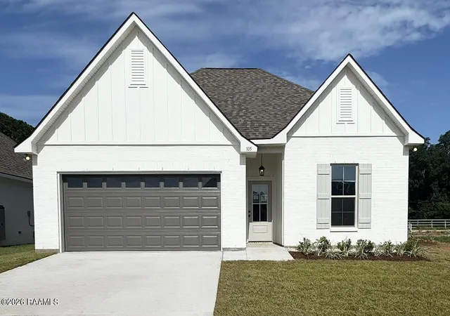 1st image of 105 Crescent Row, Broussard, LA 70518 | MLS# 2600003445