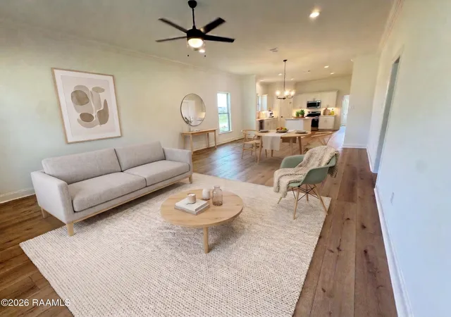 2nd image of 105 Crescent Row, Broussard, LA 70518 | MLS# 2600003445