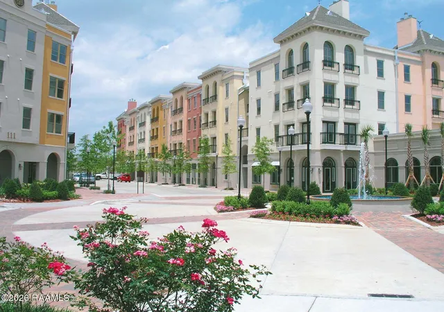 24th image of 201 Settlers Trace Blvd #4401, Lafayette, LA 70508 | MLS# 2600006614