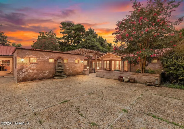 54th image of 805 Loreauville Rd, New Iberia, LA 70563 | MLS# 2600007226