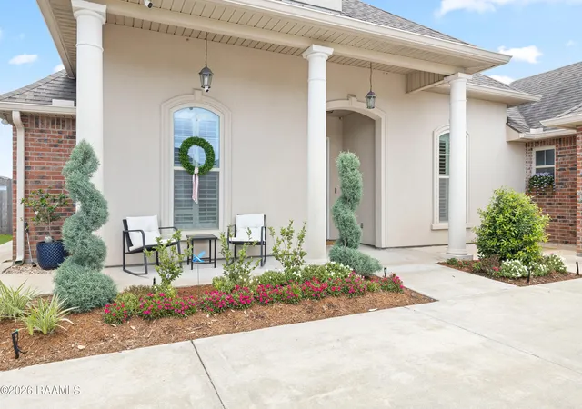 image of 307 Brianna, Broussard, LA 70518 | MLS# 2600005153