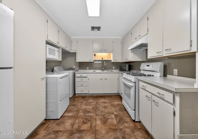 Photo 4 of Single family home for sale at 207 Belle Homme Dr, Lafayette, LA 70506 | MLS# 2600005351 | Listing updated on 2026-09-08