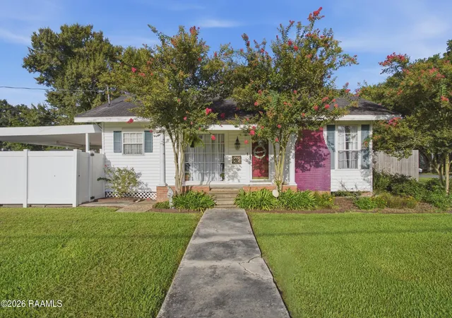 Photo 1 of Single family home for sale at 629 N Eastern Ave, Crowley, LA 70526 | MLS# 2600006732 | Listing updated on 2026-07-22