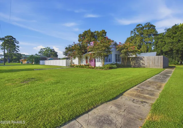 Photo 2 of Single family home for sale at 629 N Eastern Ave, Crowley, LA 70526 | MLS# 2600006732 | Listing updated on 2026-07-22